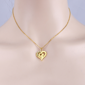 Collar con colgante de corazón chapado en oro con piedras verdes, joyería cristiana religiosa para uso diario, cadena ajustable de 16+2 pulgadas - Product Image 3