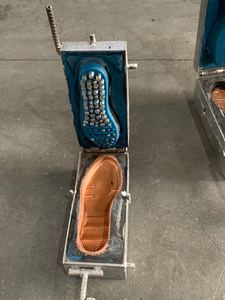 Suola Muffa Esperto Huatai DELL'UNITÀ di elaborazione suola stampo di rame di modo scarpe suola DELL'UNITÀ di elaborazione stampo Unico Colore - Product Image 3