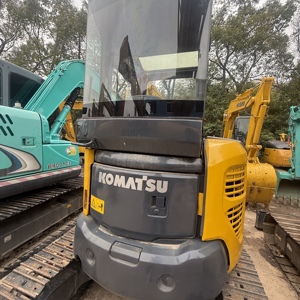Mini-excavatrice sur chenilles Komatsu PC35 importée du Japon, 3,5 tonnes, petite pelle hydraulique pour travaux de jardinage, municipaux et de construction en zone étroite - Product Image 3