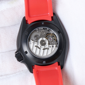 นาฬิกาข้อมือผู้ชาย MINUTETIME SKX007 <span class=keywords><strong>SKX009</strong></span> NH70 รุ่นวินเทจ โครงสร้างโปร่งแสง เข็มเรืองแสง ระบบอัตโนมัติ กันน้ำ สีแดง - Product Image 3