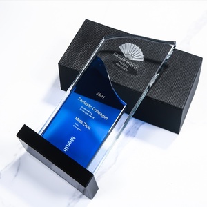 Trofeo <span class=keywords><strong>de</strong></span> Cristal Personalizable Ecológico con Impresión Digital Modelo K9 Grabado Premio Deportivo <span class=keywords><strong>de</strong></span> Honor para Campeones <span class=keywords><strong>de</strong></span> Competición <span class=keywords><strong>Gratis</strong></span> - Product Image 1