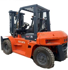 Reasonable Price <b>Used</b> Heli H2000 7 Tons Diesel Engine Powered <b>Pallet</b> Truck 4X4 Drive 3m Lifting Height - Product Image 1