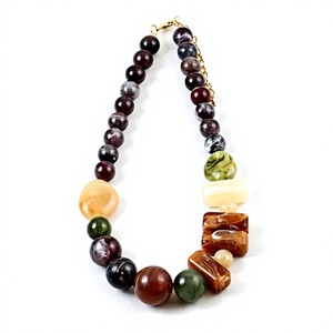 Collier en résine marbrée de qualité supérieure, perles de forme ronde, multicolores, bijoux unisexes, pièces de mode pour femme - Product Image 1