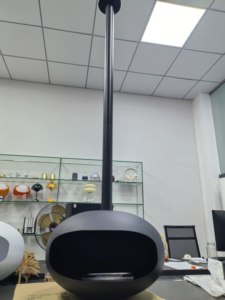 Cheminée suspendue moderne à l'éthanol pour intérieur, décorative, à feu réel, finition chromée noire et blanche, pour salon - Product Image 5