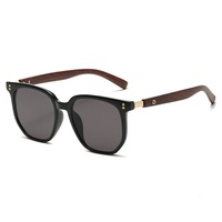 2025 lunettes de soleil rétro pour hommes femmes haut de gamme nouveau cadre en bois grand visage minceur Look Protection UV
