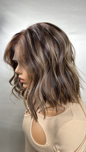 Nueva Llegada de <span class=keywords><strong>Pelo</strong></span> Europeo Resalte Fresco Rubio Ceniza Natural y Realista sin Costuras Forro de Seda Encaje Top Peluca Judía Para Mujeres - Product Image 4