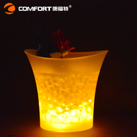 Seau à glace LED en plastique de 5 litres personnalisable, vente en gros d'usine, refroidisseur de bière et de vin étanche à piles