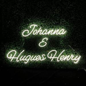 Vente en gros de enseigne lumineuse LED pour logo Joyeux anniversaire enseigne <span class=keywords><strong>au</strong></span> néon personnalisée mariage livraison directe enseigne <span class=keywords><strong>au</strong></span> néon pour chambre fête décoration intérieure - Product Image 1