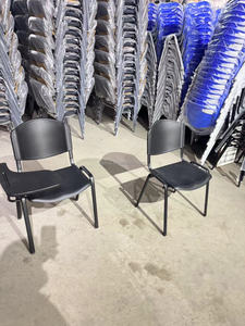 Chaise d'étudiant avec tablette d'écriture, mobilier scolaire universitaire en gros, plastique durable avec cadre métallique, assise confortable - Product Image 4