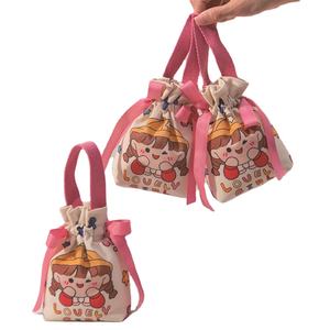 Tas Goodie Desain Kartun Kanvas Biru Pink dengan Tali Serut dan Pegangan untuk Pesta Ulang Tahun & Baby Shower untuk Anak-Anak - Product Image 1