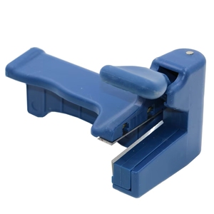 Machine à bander manuelle avec dispositif de découpe, coupe-tiges double tête et queue pour <span class=keywords><strong>menuisier</strong></span>, pour bande de fixation <span class=keywords><strong>PVC</strong></span> - Product Image 2