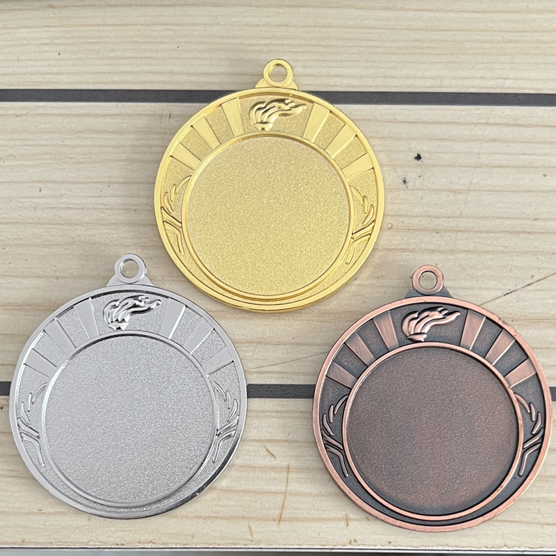 Pack De 20 Medallas De Fútbol Doradas Con Forma De Escudo - Para Adultos Y Niños - Incluye Cintas Rojas, Blancas Y Azules