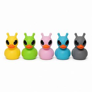 Pato de Goma Personalizado de 2 Pulgadas para Gatos, Juguete de Baño Flotante, Divertido, Seguro, con Logotipo Personalizado, Unisex - Product Image 1