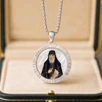 Pendentif lumineux orthodoxe Saint Paisios du Mont Athos, peinture sur nacre, image personnalisée disponible, livraison rapide