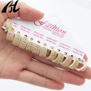 C-732-1,C-709 grosir anting zirkonia 14K dan 18K berlapis emas desain modis trendi dengan zirkon batu utama terbuat dari kuningan - Product Image 2