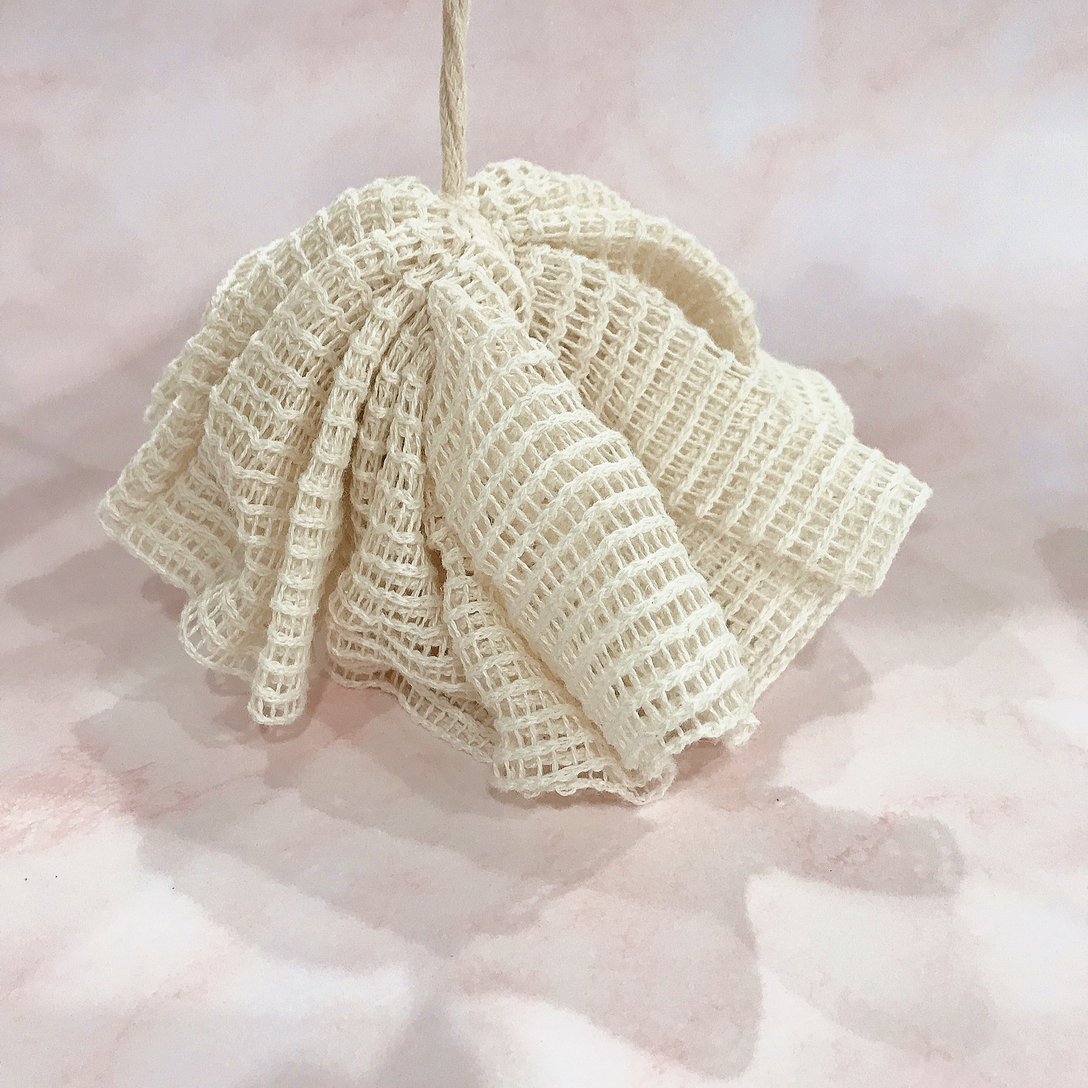 Губка для ванны Loofah, скраб, отшелушивающая щетка для тела, пышный скребок, губка с шариками, сетка для ванны Loofah