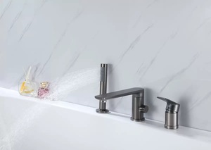<span class=keywords><strong>Rubinetto</strong></span> per Vasca da <span class=keywords><strong>Bagno</strong></span> in Ottone <span class=keywords><strong>con</strong></span> Tre Fori e Bocca Girevole, Set Moderno di Tre Pezzi per Vasche e Lavabi - Product Image 2