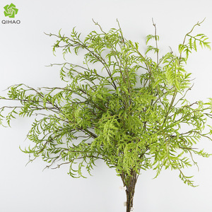 QIHAO Ramas de Hojas de Helecho Artificiales, Ramo de Flores de Seda Verde, Planta Decorativa para Interiores y Exteriores - Product Image 5