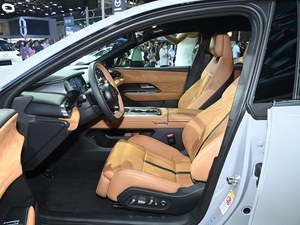 Nuova <span class=keywords><strong>Mazda</strong></span> EZ-6 2026 RE 200 Pro Sport: Auto a Autonomia Estesa con Stile Sportivo - Product Image 4