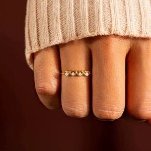 Joyería fina lindo anillo de eternidad 925 plata esterlina 18K chapado en oro hueco corazón CZ circón anillo de dedo para mujer regalo de boda - Product Image 1