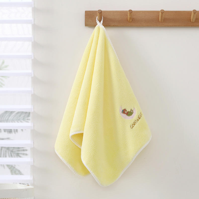 สีเหลือง