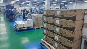 Duy nhất giai đoạn năng lượng mặt trời biến tần thời gian thực Điện Thế Hệ dữ liệu trực quan chức năng WIFI IP65 tương thích chì-axit/Li-ion - Product Image 6