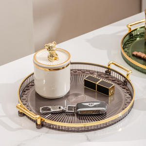 Plateaux en plastique, plateaux <span class=keywords><strong>de</strong></span> rangement ronds <span class=keywords><strong>pour</strong></span> tasses à <span class=keywords><strong>thé</strong></span> à bord doré, plateaux à tasses à <span class=keywords><strong>thé</strong></span> commerciaux <span class=keywords><strong>pour</strong></span> salons <span class=keywords><strong>de</strong></span> beauté - Product Image 5