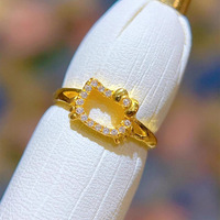 Bague Hello Kitty en cuivre écologique au design élégant et doré, haut de gamme et polyvalente