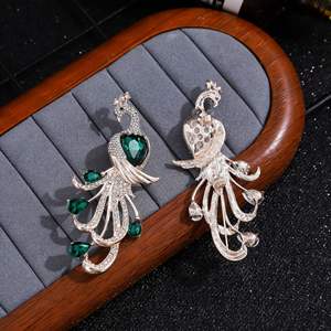 Nouvelles Broches de Costume en Alliage Plaqué Or Motif Paon, Bijoux de Mode Durables avec Strass en Cristal, Cadeaux pour Fêtes, Mariages et Fiançailles - Product Image 2