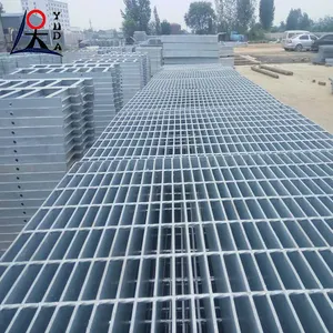 Hot dipped galvanized welded steel bar grating 32x5mm stair treads metal catwalk platform serrated style grate sheet net