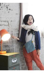 เสื้อสเวตเชิ้ตผ้าฝ้ายลายทางขาวดำสำหรับเด็กผู้หญิง ผลิตในจีนจาก Alibb - Product Image 4