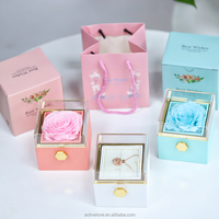 100-Langue préservée Real Forever Red Rose Saint Valentin Cadeau Boîte à bijoux 'Je t'aime' Collier Maman Souvenirs Cadeaux