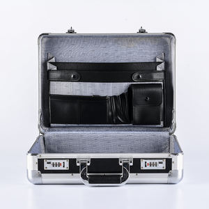 Valise en aluminium beige haute pression hydraulique Glary avec style <span class=keywords><strong>James</strong></span> <span class=keywords><strong>Bond</strong></span> - Product Image 6