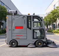 Balayeuse électrique autoportée, largeur de balayage 2100 mm, machine de balayage industrielle commerciale avec un grand bac à poussière de 240 L