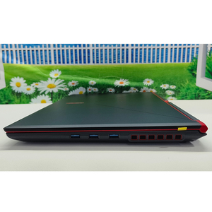 แล็ปท็อปสำหรับเล่นเกมพร้อม I9-9900K Intel Core 9TH <span class=keywords><strong>NVIDIA</strong></span> <span class=keywords><strong>GeForce</strong></span> RTX 2080 8GB GDDR6 17.3 "FHD 144Hz - Product Image 3