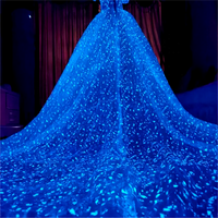 Nouveau tissu en dentelle brodée de fleurs 3D blanc de luxe avec paillettes, tissu fluorescent pour robe de soirée pour femmes