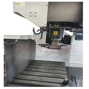 BT40 Taiwan broche 8000 tr/min centre d'usinage portique CNC