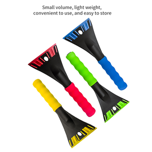 <span class=keywords><strong>Grattoir</strong></span> de <span class=keywords><strong>pare</strong></span>-<span class=keywords><strong>brise</strong></span> de voiture avec poignée ergonomique en mousse anti-rayures pour l'élimination de la glace et de la neige - Product Image 1