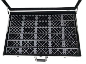 Soportes elevadores para tarjetas coleccionables para exhibidores de tarjetas, ideales para tarjetas clasificadas y individuales, compatibles con vitrinas Zion, para una presentación más limpia y visible. - Product Image 5