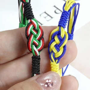 Pulseras de Nudos de la Suerte Ajustables Hechas a Mano, Colores de la Bandera de México, Pulsera de Hilo Tibetano - Product Image 2