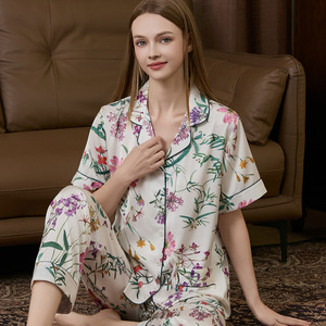 Conjunto <span class=keywords><strong>de</strong></span> Pijama <span class=keywords><strong>de</strong></span> Satén Estampado <span class=keywords><strong>de</strong></span> Lujo para Mujer, <span class=keywords><strong>de</strong></span> Alta Calidad, Suave, Transpirable, Elegante, en Oferta, Suave al Tacto - Product Image 1