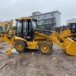 Chargeuse-pelleteuse CAT 420F 4x4 neuve, en excellent état de fonctionnement, pour travaux lourds et terrassement, à vendre - Product Image 5