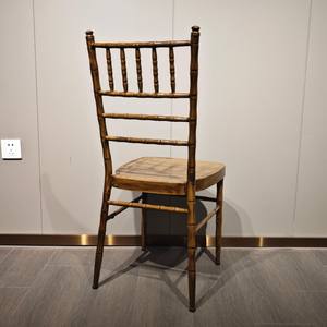 Kursi Perjamuan dengan Sandaran Besi Motif Kayu dan Kaki Sambungan Bambu - Product Image 3