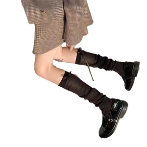 Calcetines hasta la rodilla para mujer, color blanco liso, transpirables, absorbentes del sudor, resistentes al olor, fibra de poliéster, para jóvenes de 18 a 40 años - Product Image 3