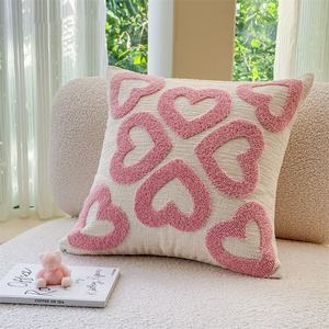 Nuova custodia per <span class=keywords><strong>cuscino</strong></span> personalizzata con ricamo a cuore <span class=keywords><strong>rosa</strong></span> di san valentino - Product Image 2