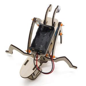 Kit de bricolage en bois modèle Alien Robot 1, jouet scientifique pour enfants de 7 à 9 ans, assemblage manuel, artisanat éducatif STEM - Product Image 2