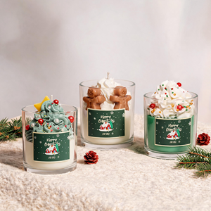 Bougie en cire de soja parfumée à la crème fouettée de Noël, bonhomme en pain d'épices, pour décoration de fêtes, vente en gros, marque privée, ensemble premium - Product Image 1