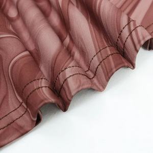 Robe longue décontractée et sexy à col rond et manches longues, imprimée, ajustée et élastique, collection automne, conçue sur mesure par un créateur de mode - Product Image 6