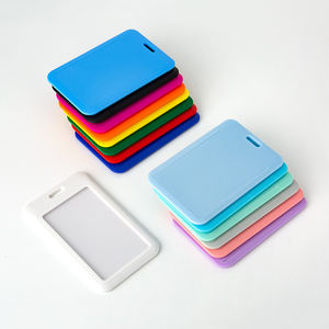 Vente en gros de porte-cartes d'identité coulissant coloré avec logo personnalisé porte-badge en <span class=keywords><strong>plastique</strong></span> dur <span class=keywords><strong>pochette</strong></span> de protection avec fenêtre transparente - Product Image 4