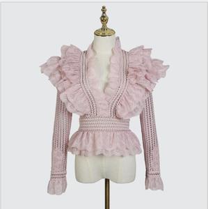 Tongrui Direktvertrieb Übergröße Frühling Einfarbiges Spitzen-Top Schwarz/Weiß/Rosa Ärmellos V-Ausschnitt Ausgestellte Schultern Atmungsaktiv Damen - Product Image 3